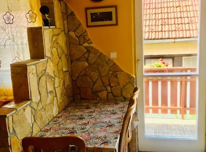 Sunny & Apartamento Hévíz
